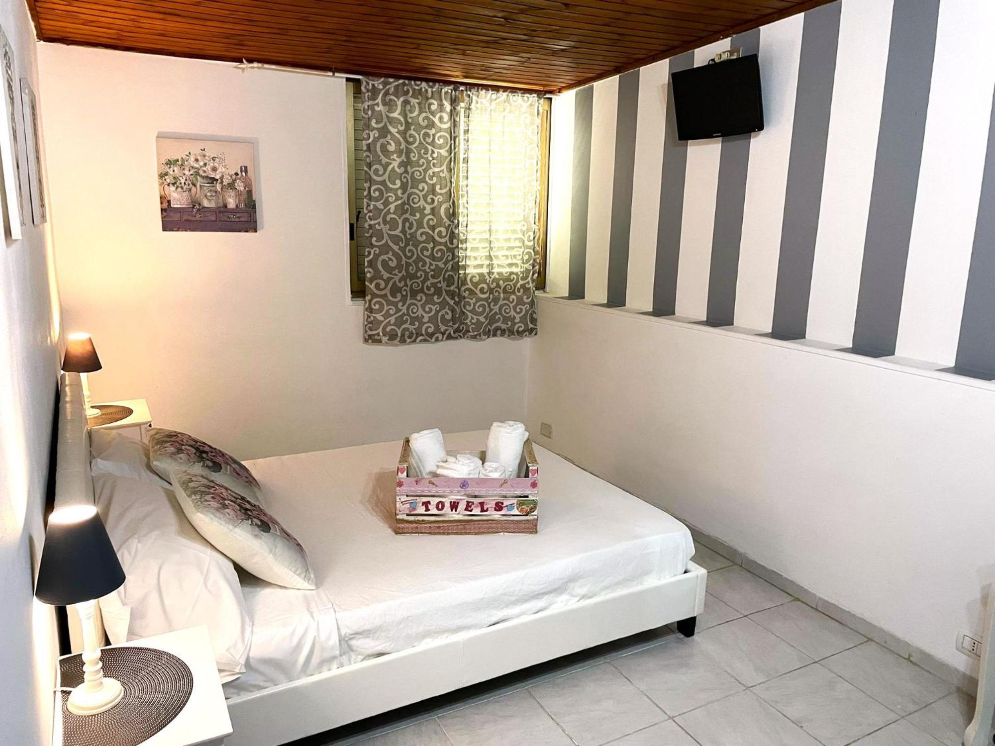 Oasi Del Gabbiano Bed & Breakfast Siraküza Dış mekan fotoğraf