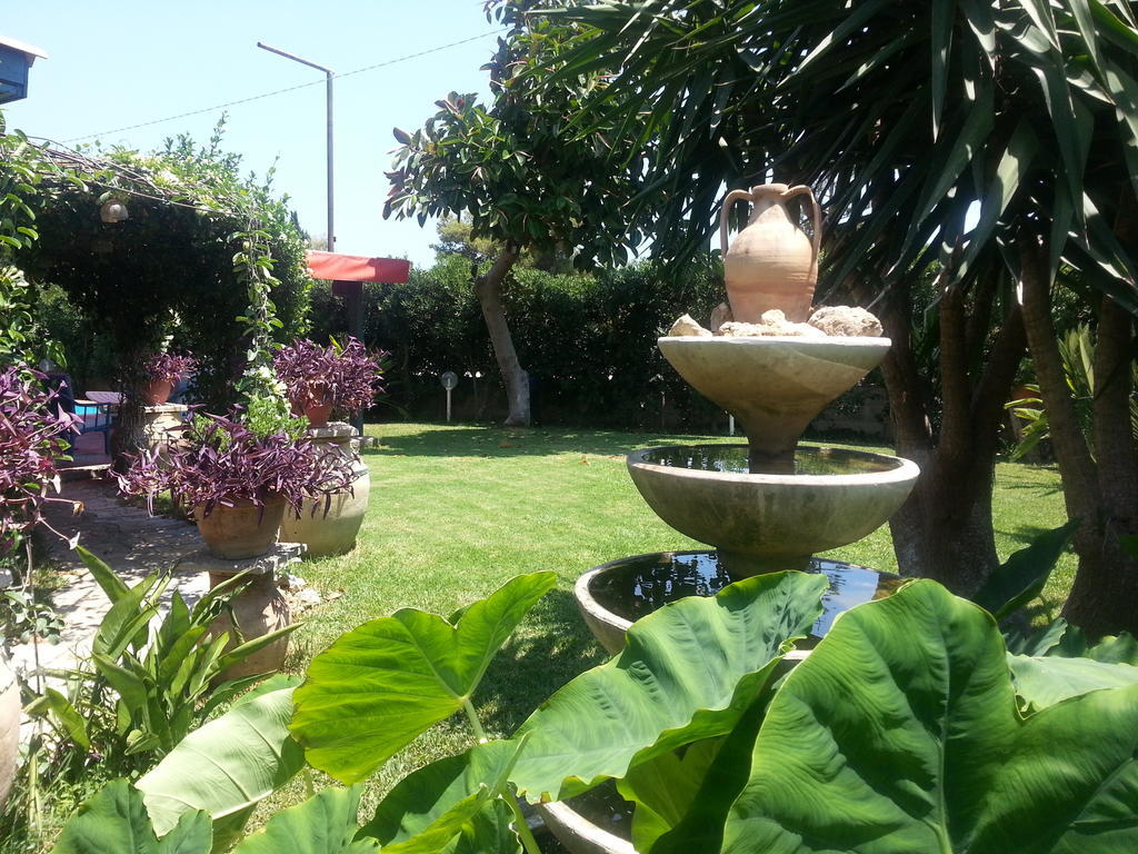 Oasi Del Gabbiano Bed & Breakfast Siraküza Dış mekan fotoğraf